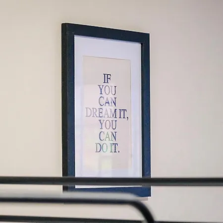 公寓 - Steps Form New Bazaar 地拉那