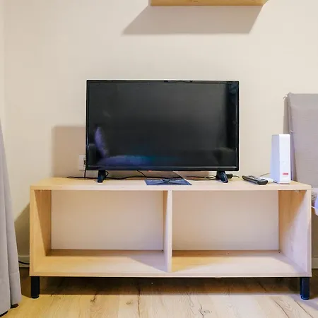 公寓 - Steps Form New Bazaar 地拉那